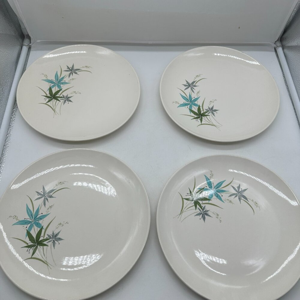 Vintage Sabin Set of 4 Dinner Plates Plate  SAB76 Blue Green Gray  Flowers